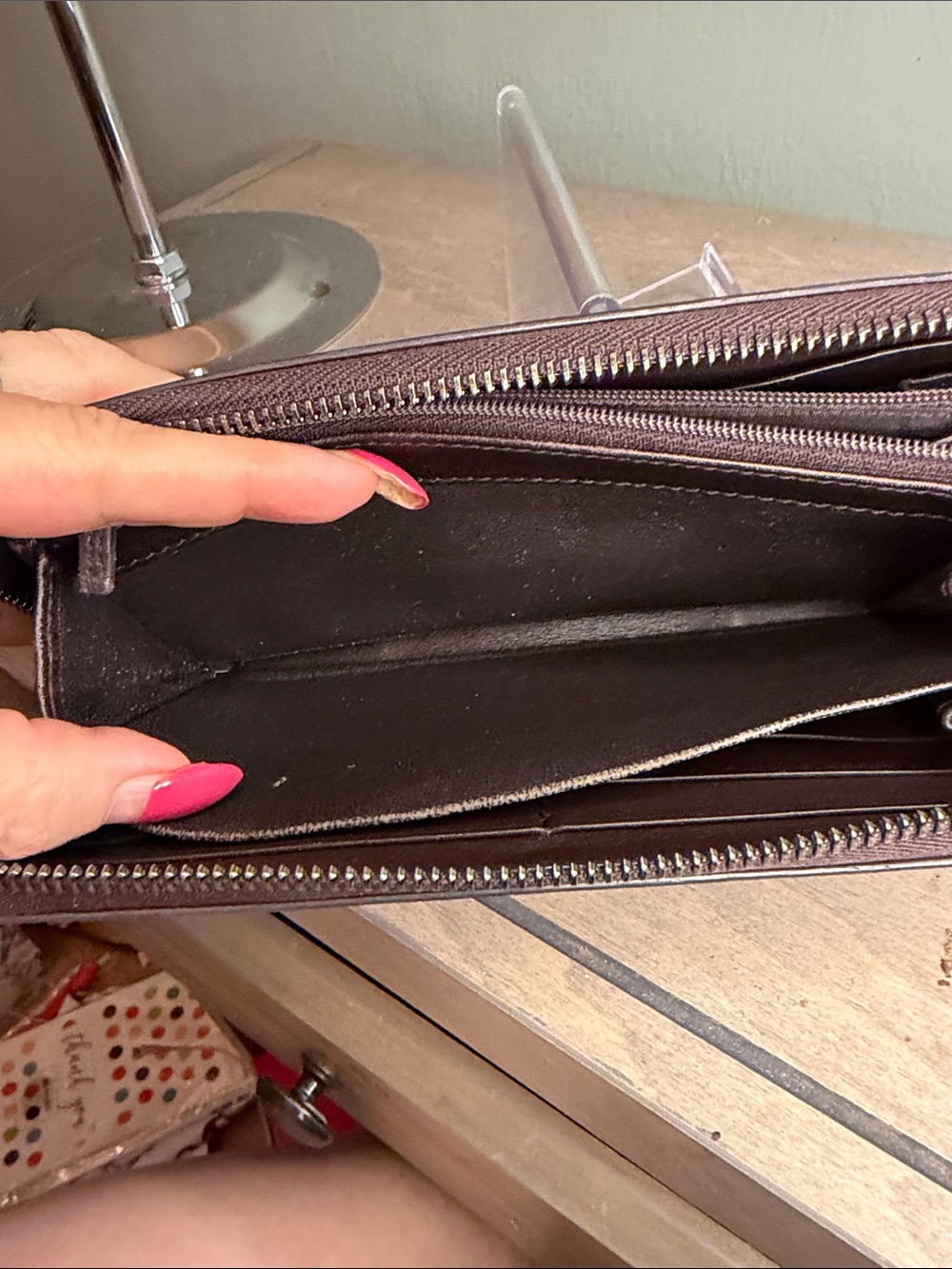 Gucci Microguccissima Zip Around Wallet in Unique Metallic Gold to Bronze - Picture 10 of 11